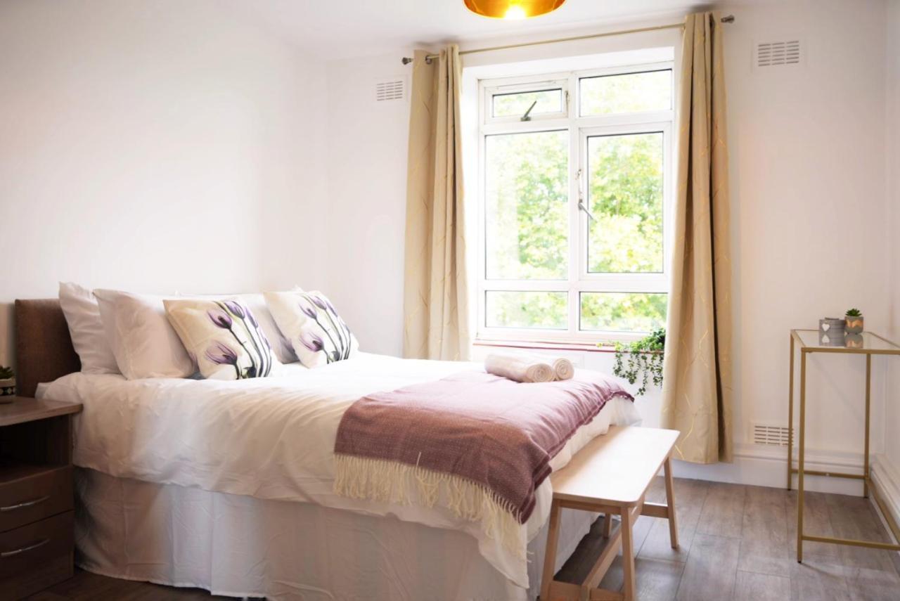 Sophie Place In Vauxhall - 3 Double Beds, 1 Sofa Bed, Spacious London Exterior photo